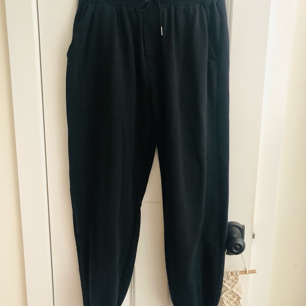 Men's Black Elastic-Waist Jogger Pants
